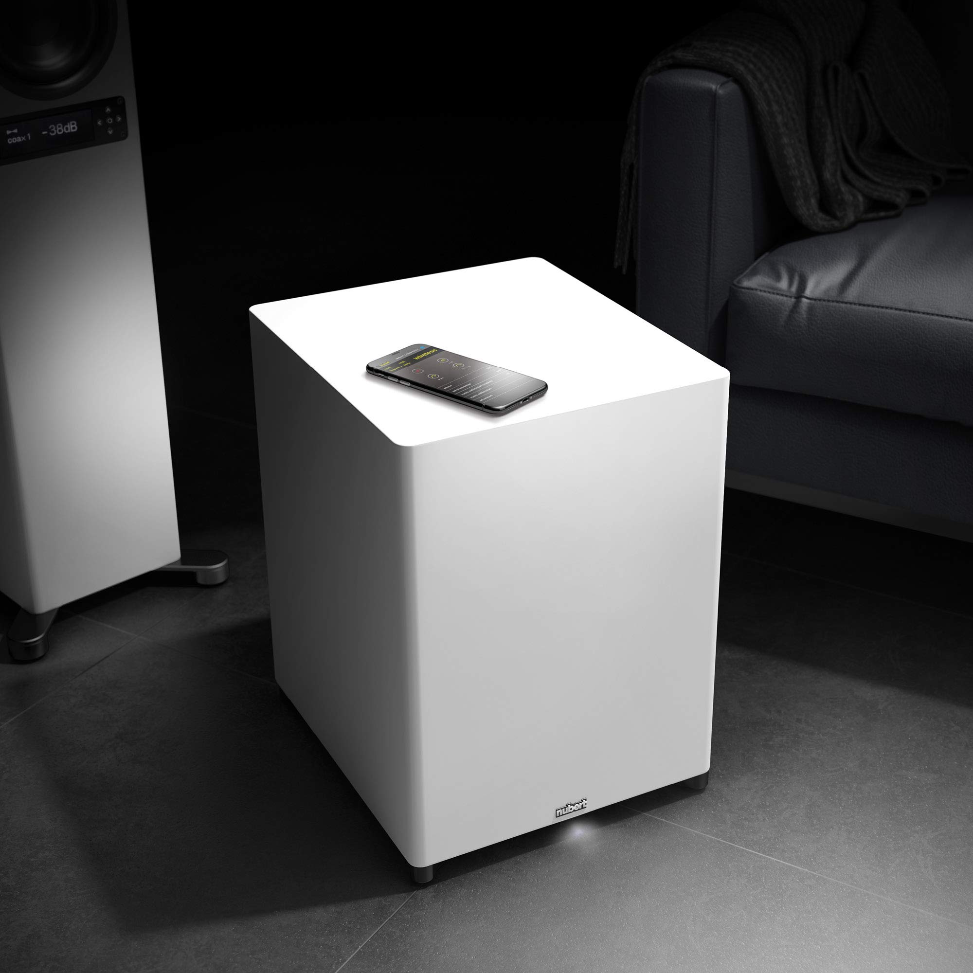 nubert-nusub-xw-700-wei-er-aktiver-downfire-subwoofer-250-watt-21-cm-chassis-app image 5