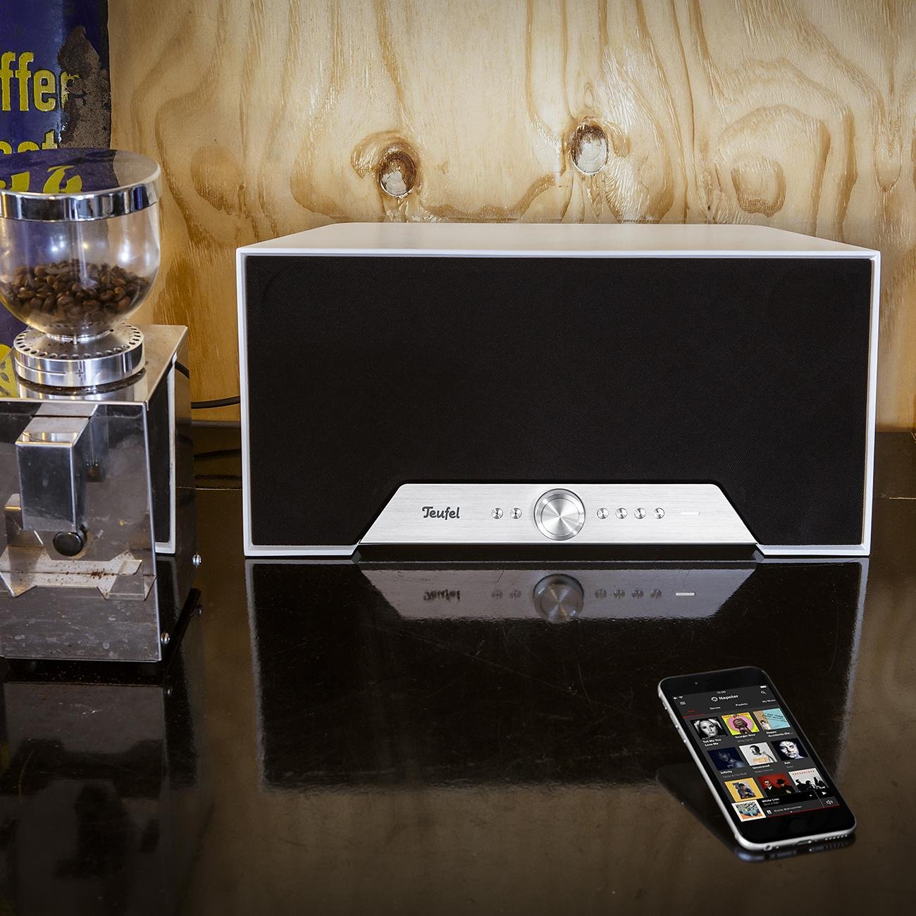 teufel-one-m-all-in-one-wlan-multiroom-lautsprecher-mit-bluetooth-internetradio- image 6