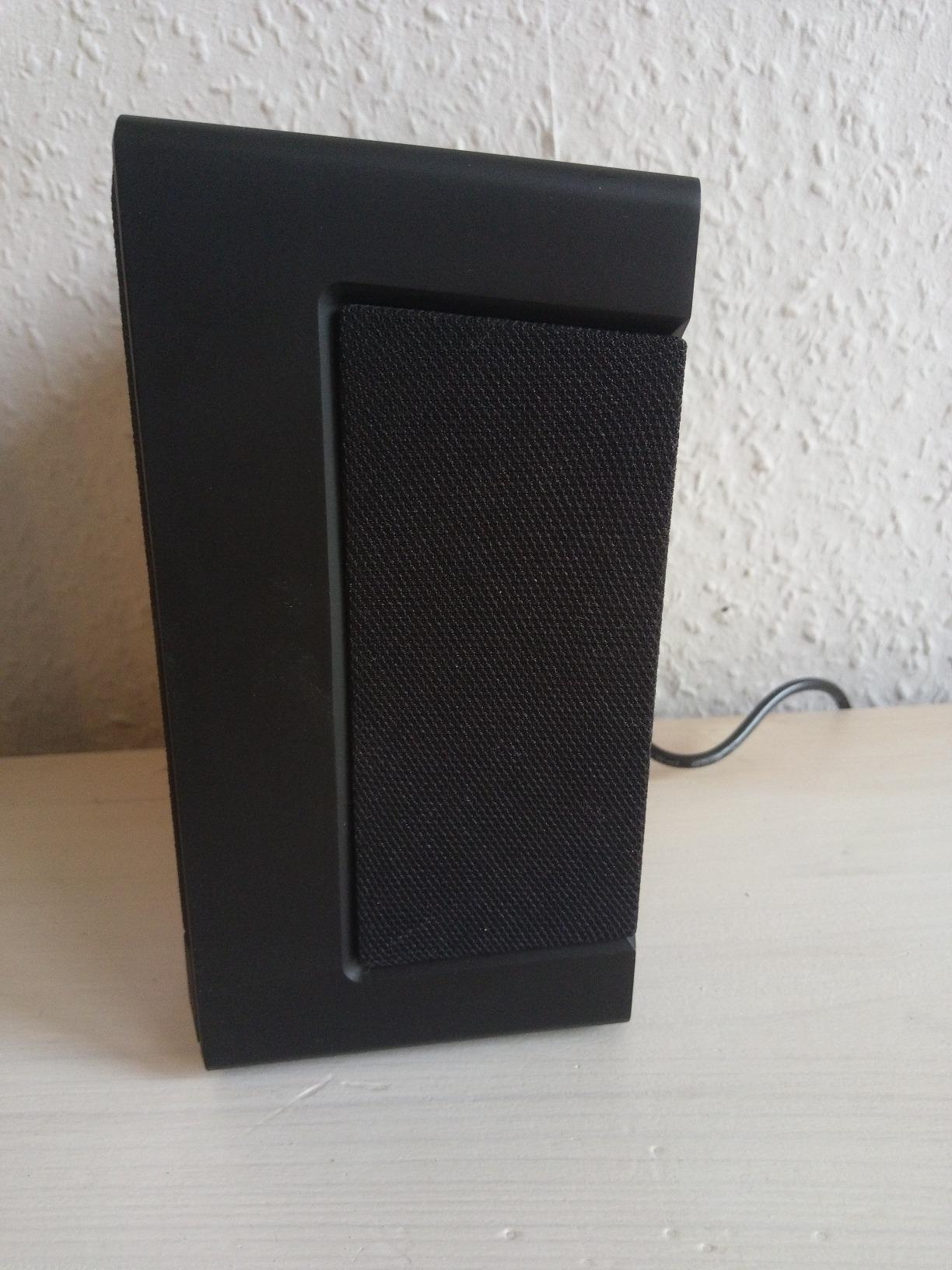 Erstaunlich tiefes Bass für die Größe