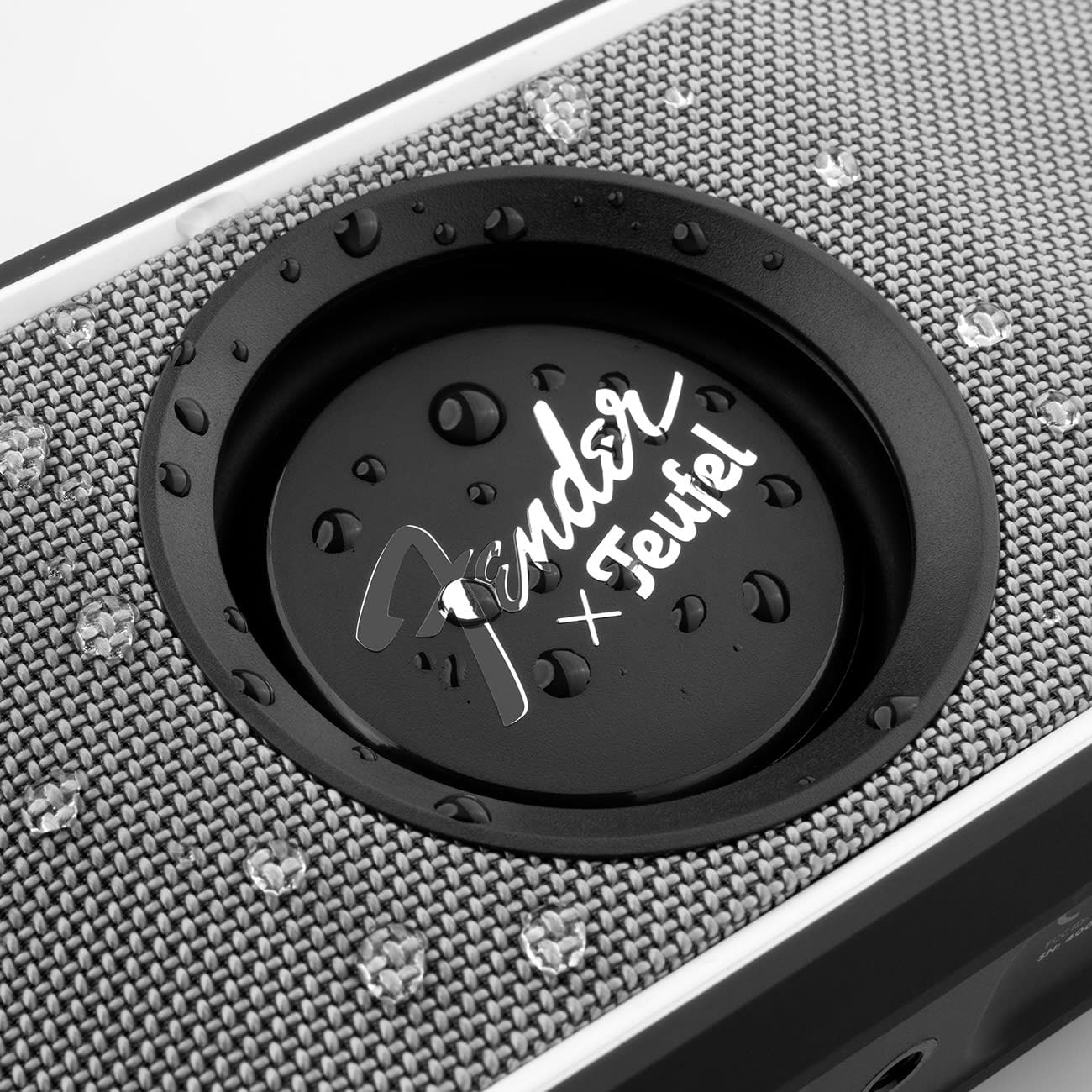fender-x-teufel-rockster-go-2-bluetooth-speaker-sonderedition-ip67-wasserdicht-2 image 4